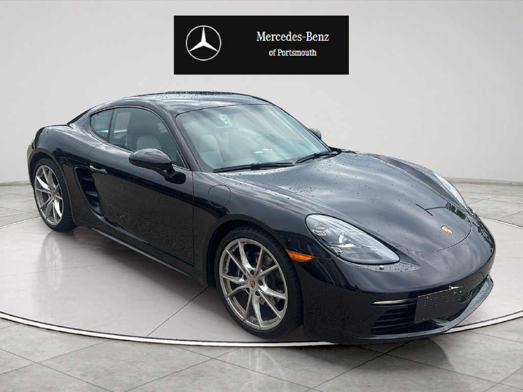 Used 2024 Porsche 718 Cayman RWD image 7