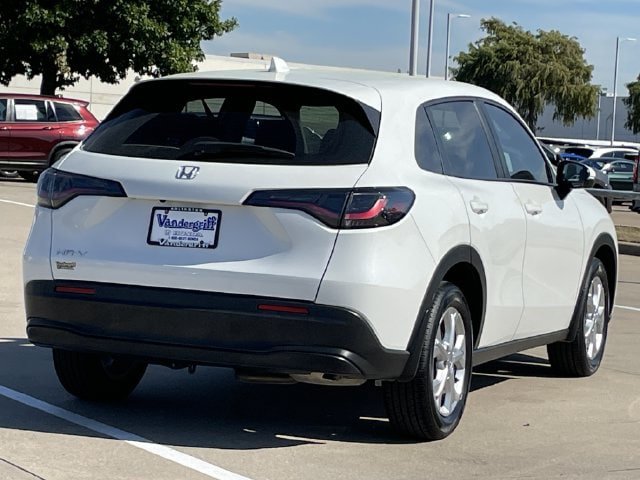 Used 2024 Honda HR-V LX image 4