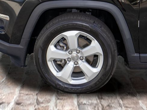 Used 2020 Jeep Compass Latitude image 35