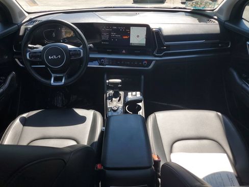 Used 2024 Kia Sportage EX FWD image 16