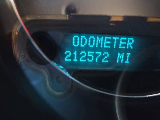 Used 2010 Chevrolet Suburban LT AWD/4WD image 25