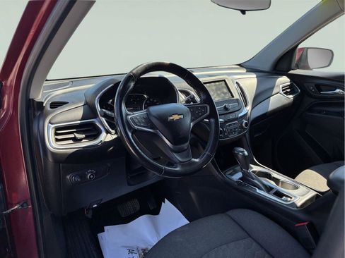 Used 2019 Chevrolet Equinox LT AWD/4WD image 17