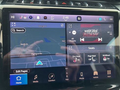 Used 2023 Jeep Grand Cherokee L Limited image 27