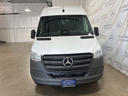 New 2025 Mercedes-Benz Sprinter 2500 image 2