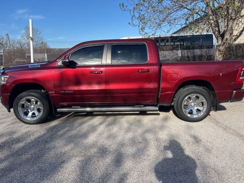 Used 2019 RAM 1500 Big Horn AWD/4WD image 9