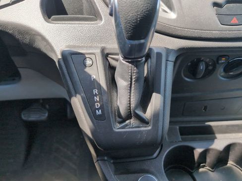 Used 2018 Ford Transit 150 130 Low Roof RWD image 15