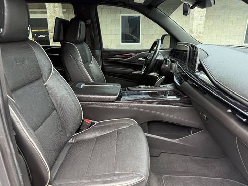 Used 2021 Cadillac Escalade Sport AWD/4WD image 15