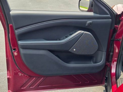 New 2025 Ford Mustang Mach-E Premium image 21