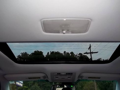 Used 2010 Lexus HS 250h FWD image 15