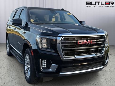 Used 2023 GMC Yukon SLT w/ SLT Premium Package RWD image 5