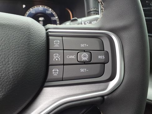 New 2026 Jeep Grand Wagoneer Limited AWD/4WD image 19