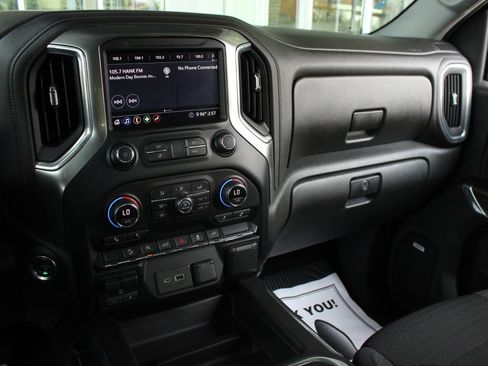Used 2020 Chevrolet Silverado 1500 RST w/ All-Star Edition AWD/4WD image 38