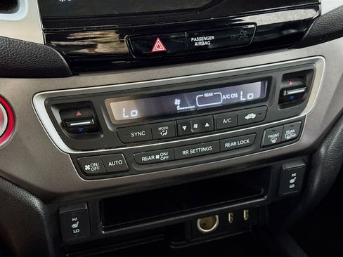 Used 2018 Honda Pilot EX-L image 18
