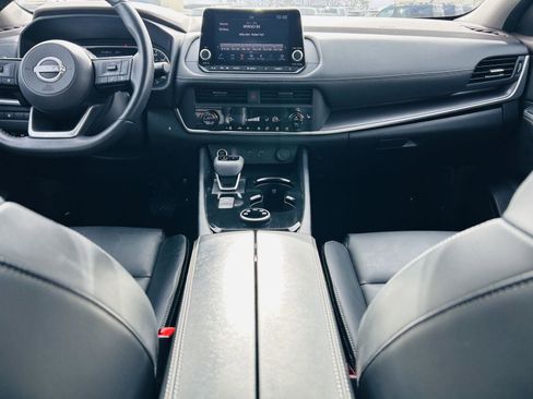 Used 2023 Nissan Rogue SV w/ SV Premium B Package image 25