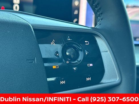 Certified 2026 Nissan Murano Platinum w/ Cargo Package AWD/4WD image 39