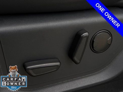 Used 2024 Ford Expedition Max XLT image 7