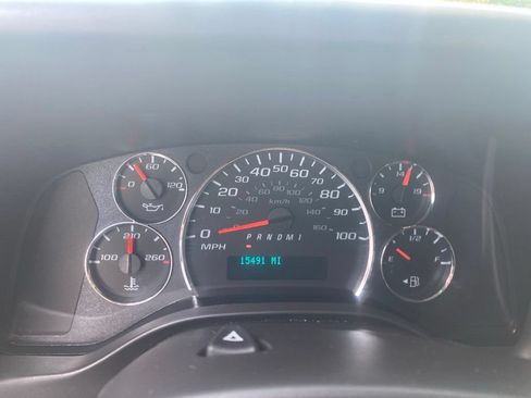 Used 2025 GMC Savana 2500 w/ Driver Convenience Package RWD image 23