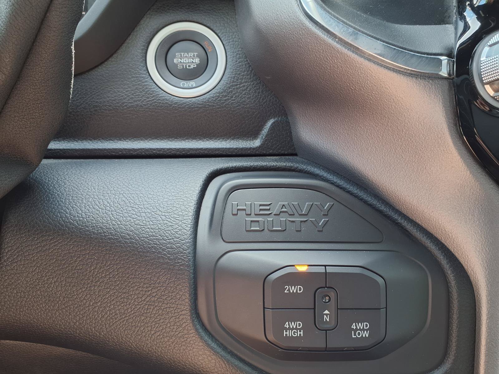 Used 2026 RAM 2500 Laramie AWD/4WD image 8
