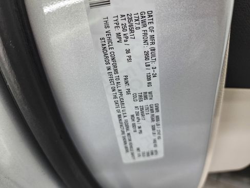 Used 2024 Chrysler Pacifica Touring-L image 63