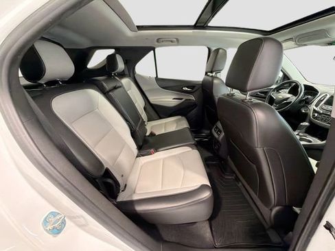 Used 2021 Chevrolet Equinox Premier AWD/4WD image 23
