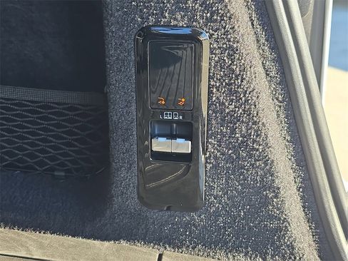 Certified 2024 Land Rover Range Rover Sport Dynamic SE image 14