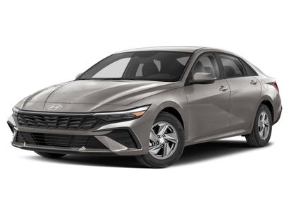 New 2025 Hyundai Elantra SE