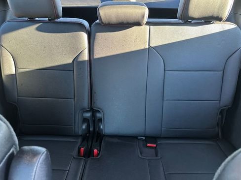 Used 2025 Chevrolet Traverse RS w/ LPO, Floor Liner Package image 22