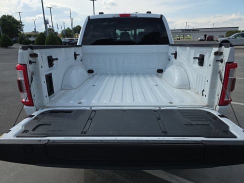 Used 2022 Ford F150 Lariat w/ Equipment Group 502A High AWD/4WD image 5