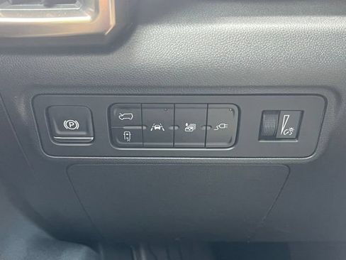 New 2025 GMC Hummer EV 2X AWD/4WD image 16