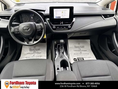 Used 2023 Toyota Corolla LE image 13