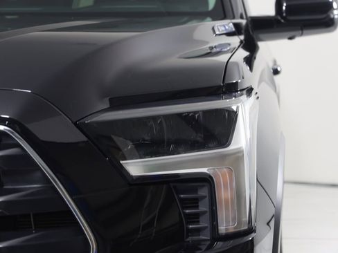 Used 2024 Toyota Sequoia Limited image 75