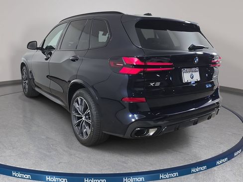 New 2026 BMW X5 xDrive40i w/ M Sport Package AWD/4WD image 7