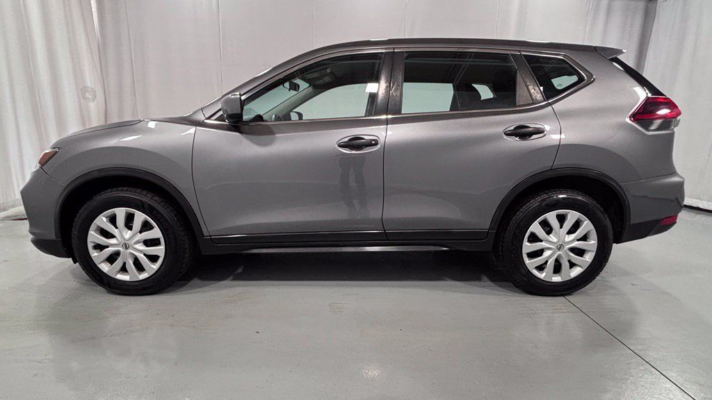 Used 2018 Nissan Rogue S AWD/4WD image 9