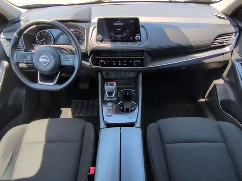 Used 2024 Nissan Rogue S FWD image 15