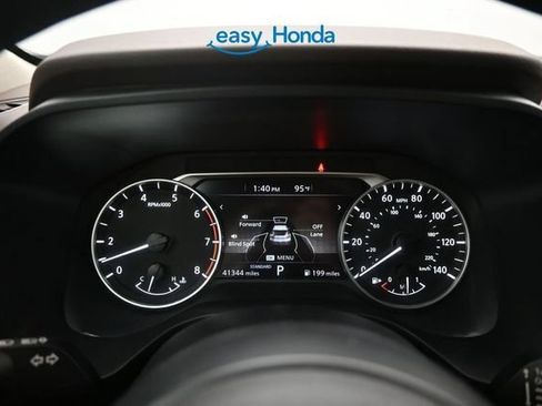 Used 2023 Nissan Rogue S FWD image 9