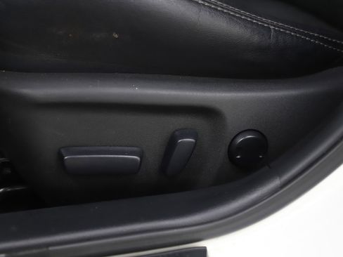 Used 2013 Toyota Camry SE image 25