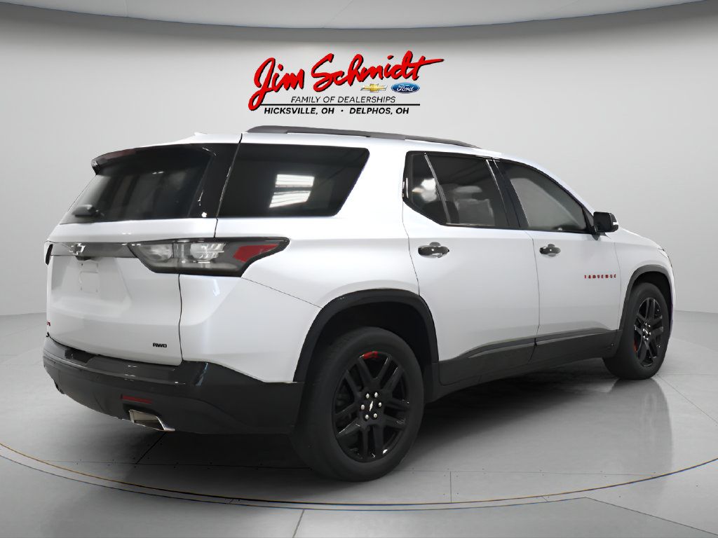 Used 2021 Chevrolet Traverse Premier w/ Redline Edition AWD/4WD image 6