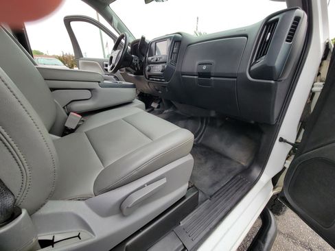 Used 2018 Chevrolet Silverado 2500 W/T w/ WT Fleet Convenience Package RWD image 32