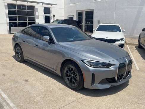 Used 2023 BMW i4 eDrive35 w/ Premium Package RWD image 2