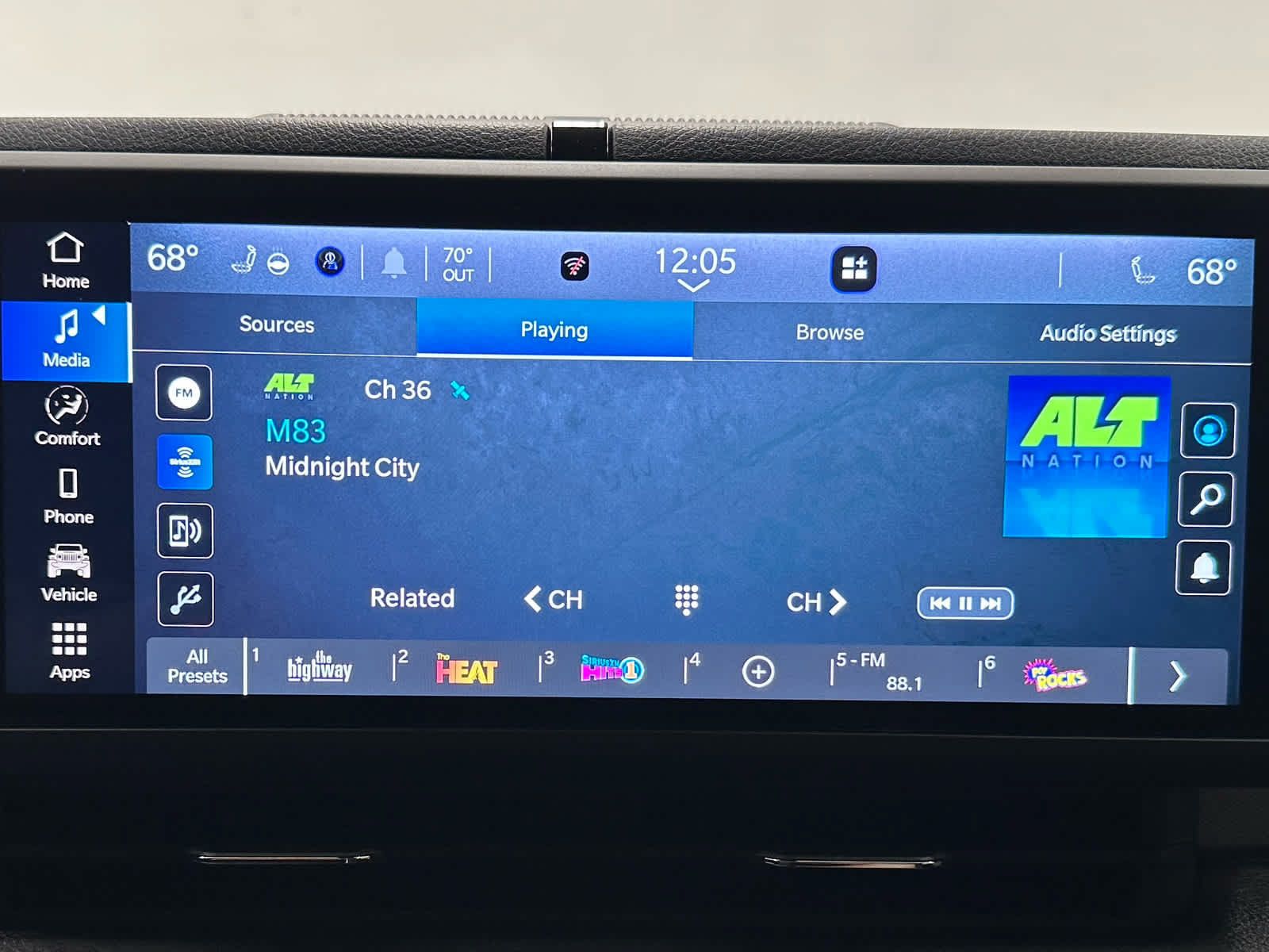 Used 2025 Jeep Wrangler Unlimited Sport AWD/4WD image 30