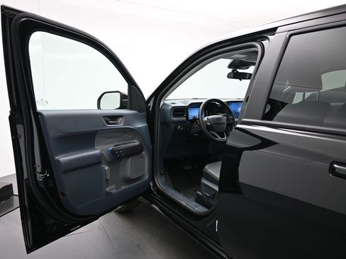 New 2025 Ford Maverick Lobo image 8