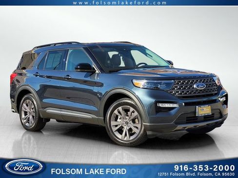 Certified 2022 Ford Explorer XLT w/ Equipment Group 202A image 1