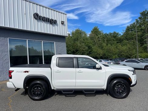 Used 2023 Nissan Frontier PRO-4X w/ Pro-4X Premium Package AWD/4WD image 9