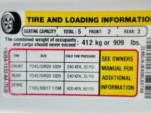 Used 2013 Lincoln MKX FWD image 39