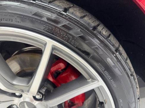 Used 2023 Genesis G70 2.0T image 86