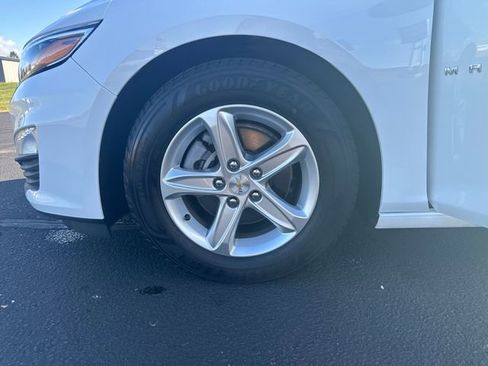 Used 2022 Chevrolet Malibu LS image 27