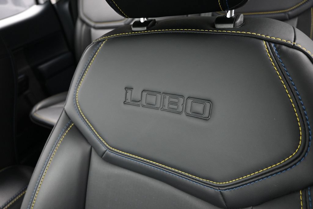 Certified 2025 Ford Maverick Lobo AWD/4WD image 20
