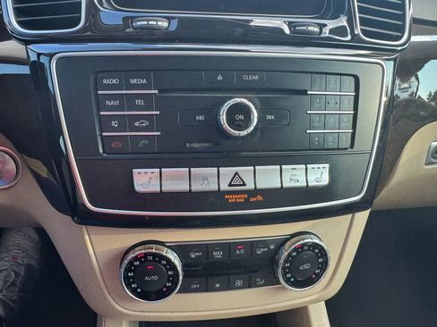 Used 2018 Mercedes-Benz GLE 350 image 38