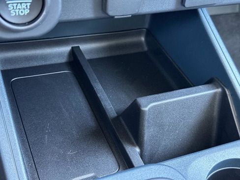 New 2025 Ford Maverick XLT w/ XLT Luxury Package image 21