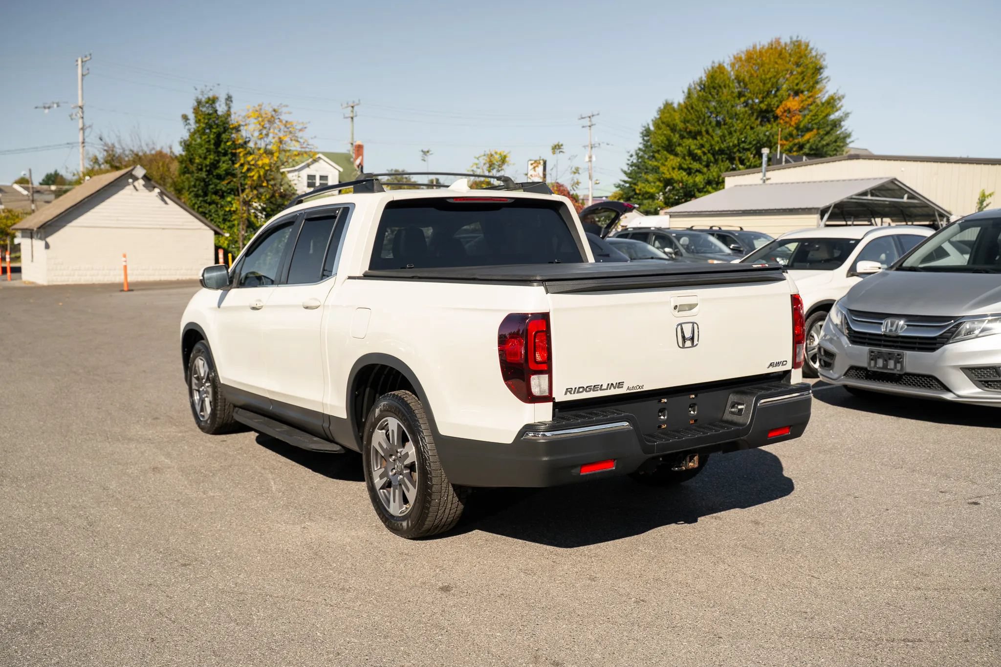 Used 2017 Honda Ridgeline RTL image 2